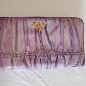 Leather Clutch in Pink - Prada